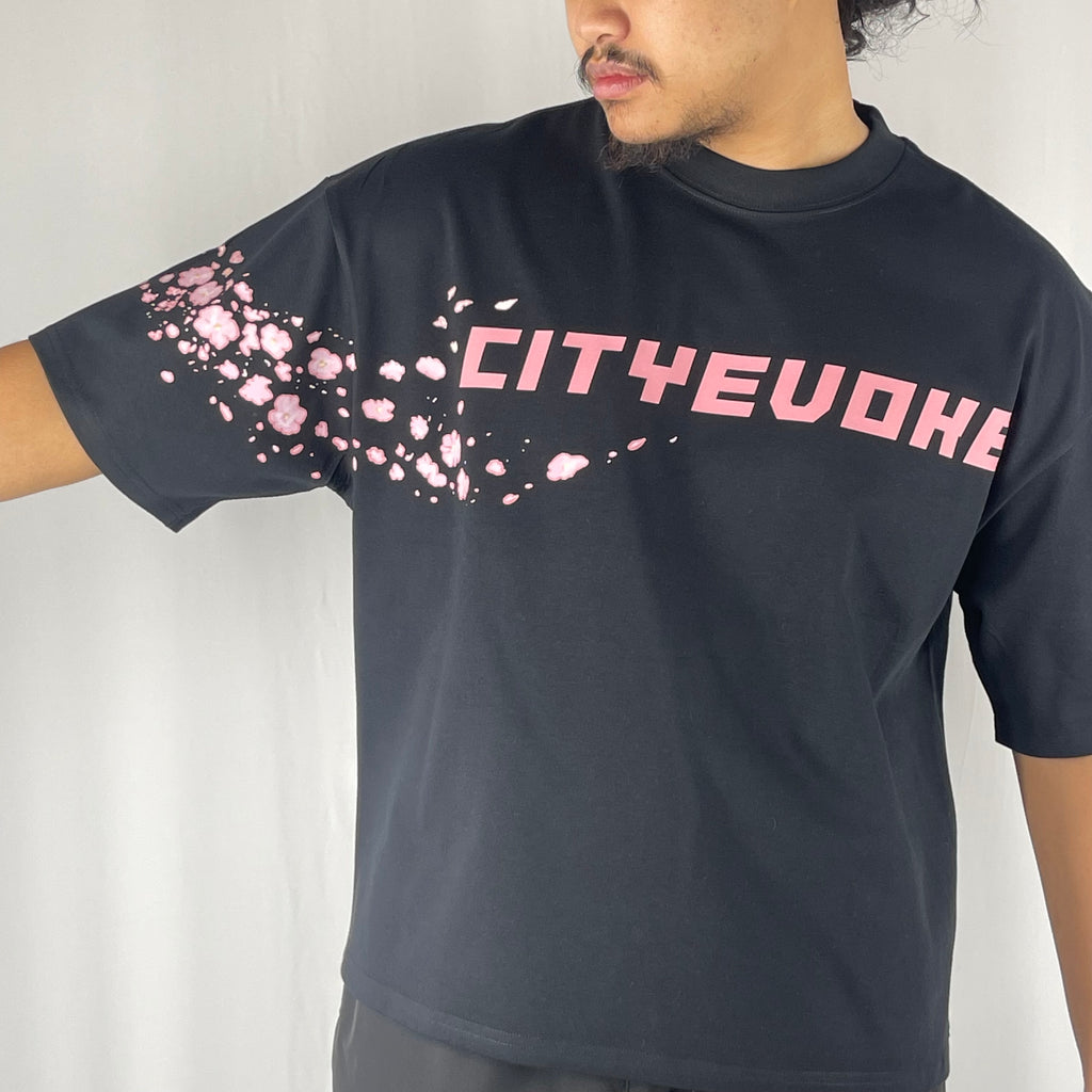 The Bloom Never Begs T-Shirt (Boxy Fit)