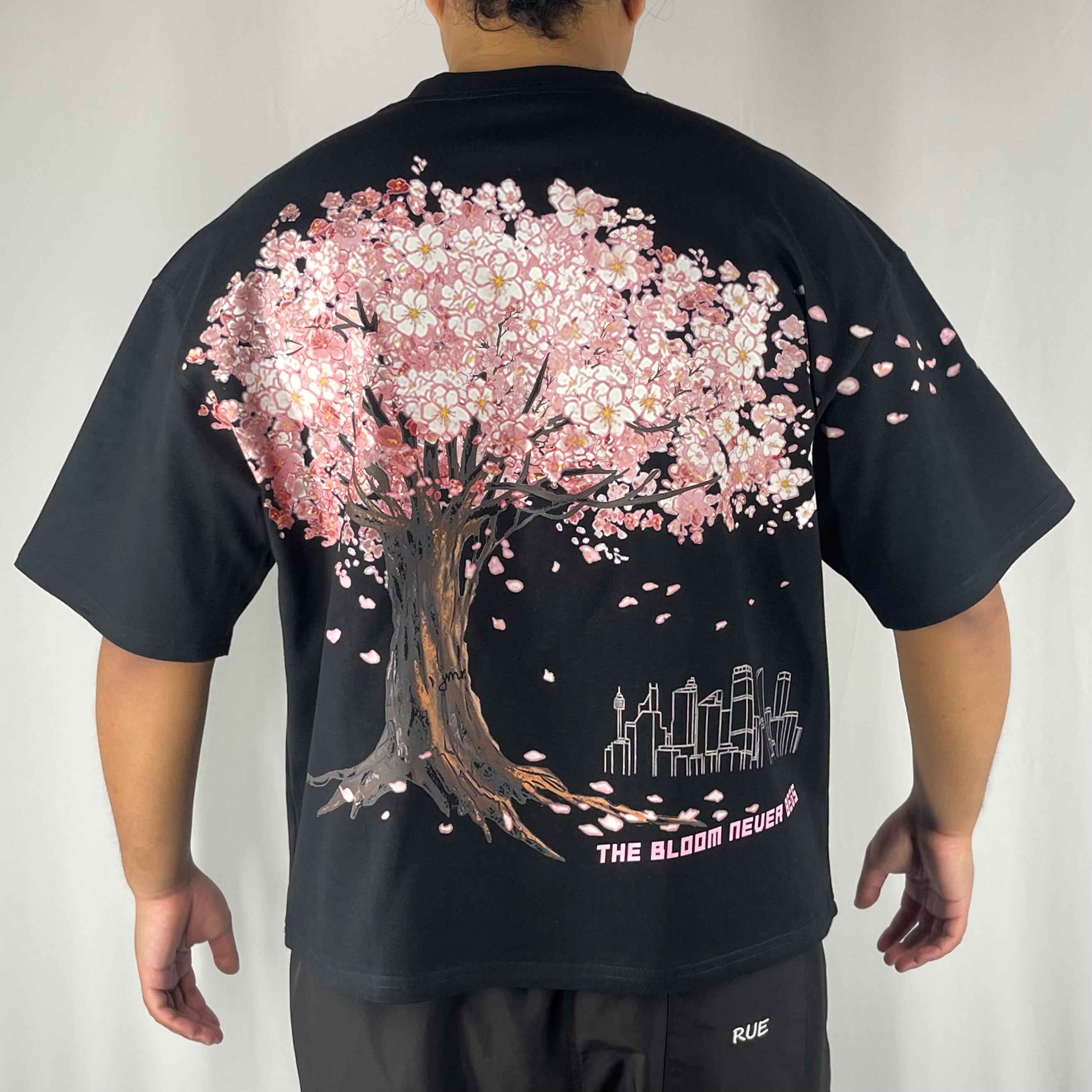 The Bloom Never Begs T-Shirt (Boxy Fit)