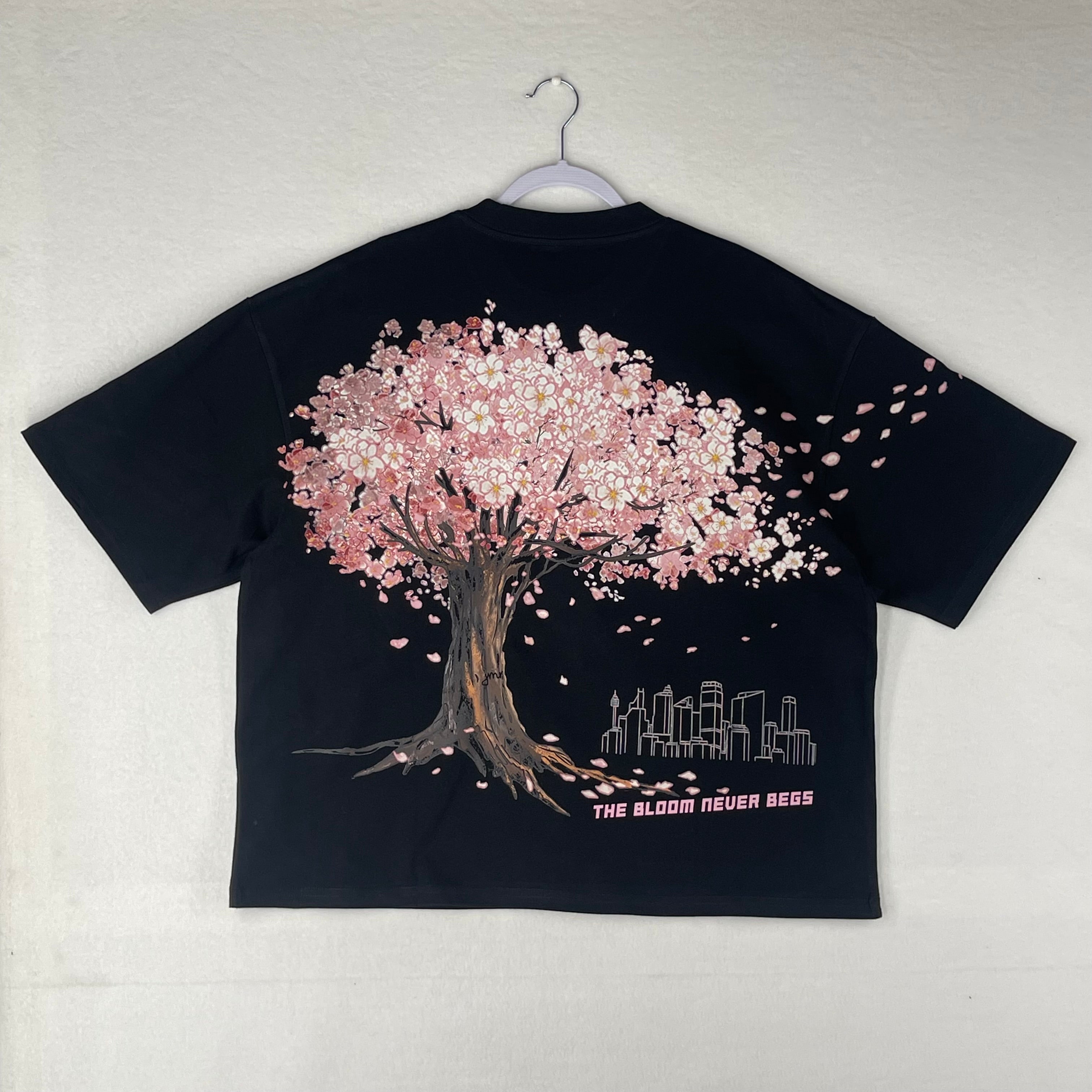 The Bloom Never Begs T-Shirt (Boxy Fit)